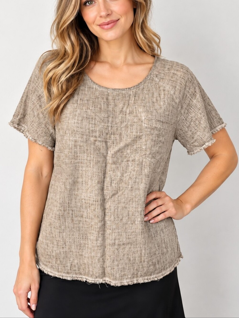 UMGEE Gray Linen Frayed Edge Scoop Neck Short Sleeve Top